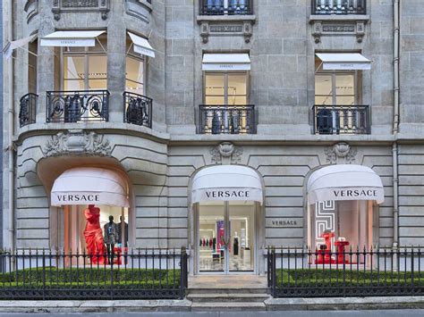 magasin versace paris|versace boutique locations.